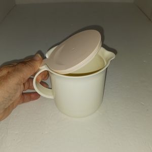 Tupperware Creamer, Vintage - EUC